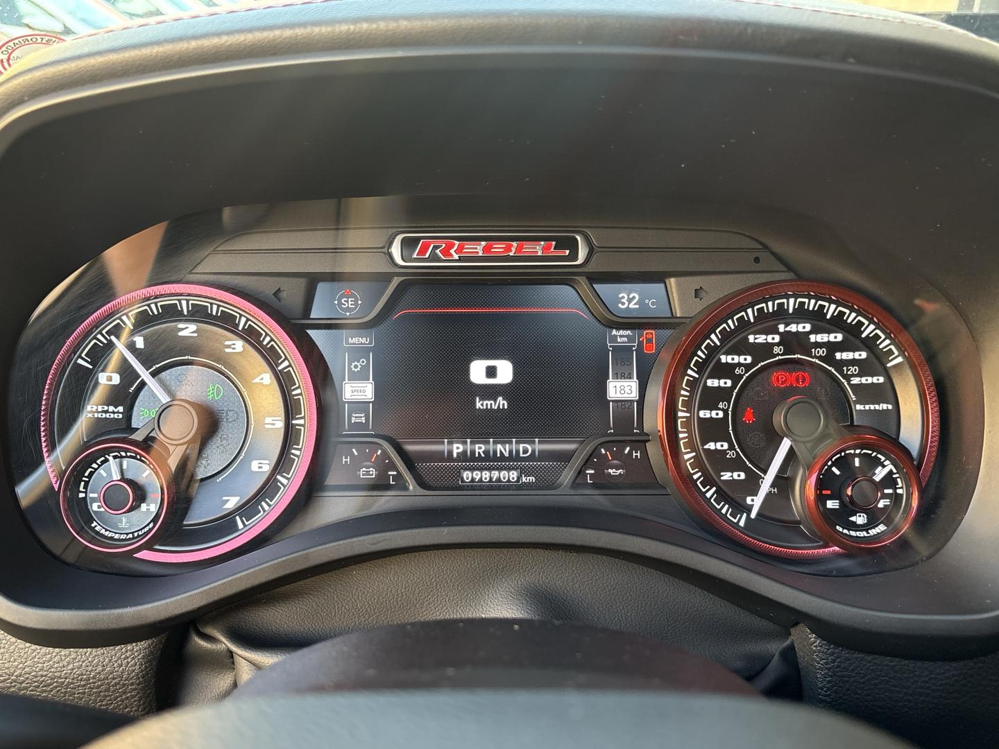 RAM 1500 - Foto