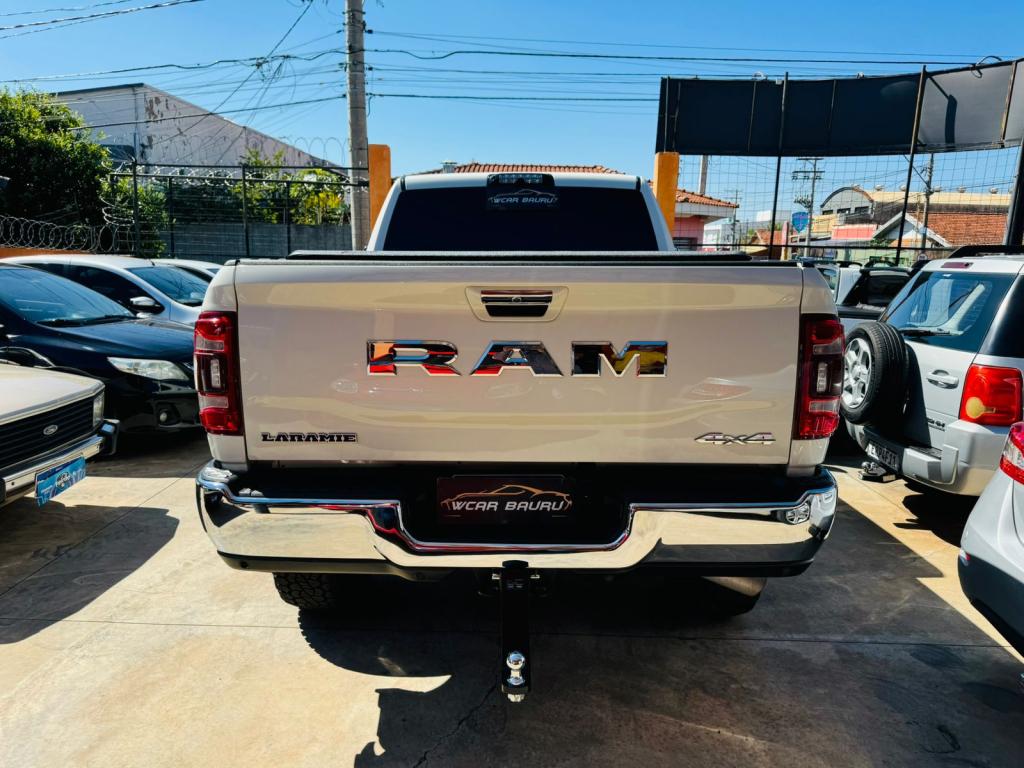 RAM 2500 - Foto