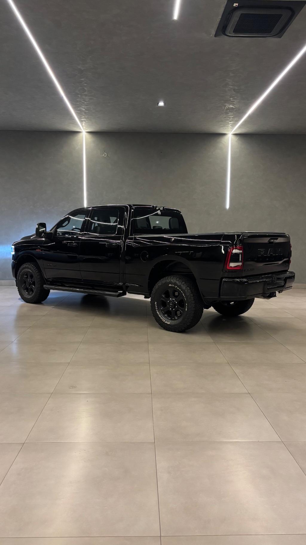 RAM 2500 - Foto