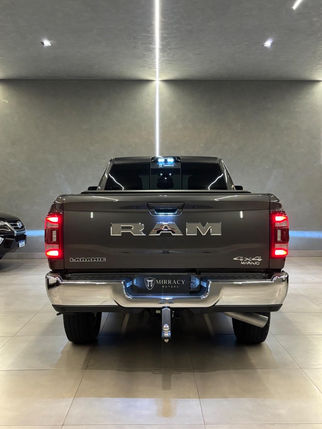 RAM 2500 - Foto