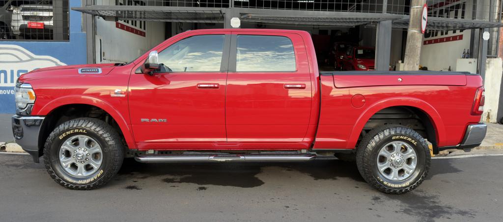 RAM 2500 - Foto