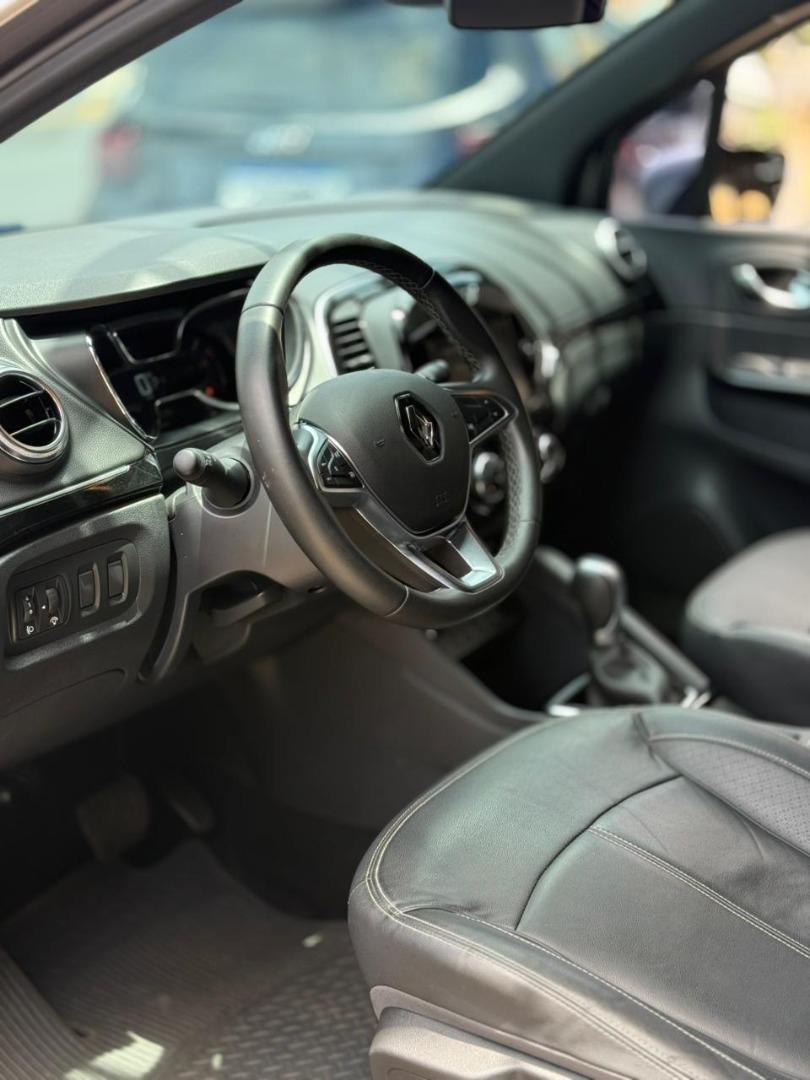 RENAULT Captur - Foto