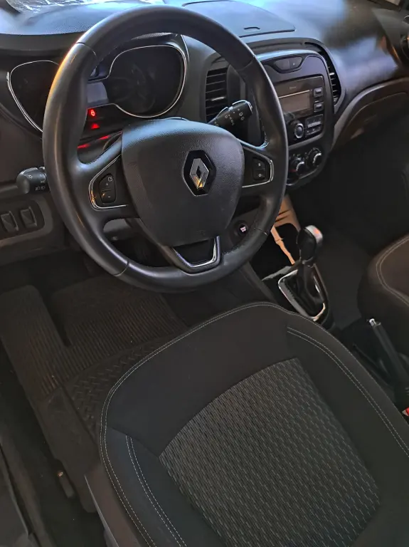 RENAULT Captur - Foto