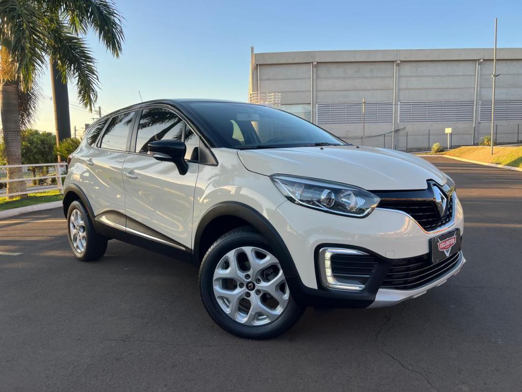 RENAULT Captur - Foto