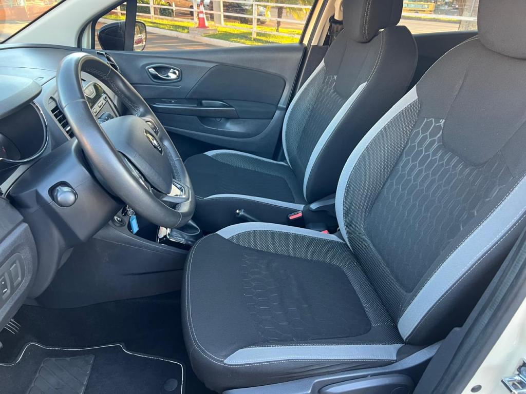 RENAULT Captur - Foto