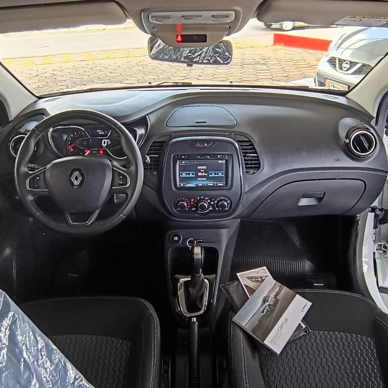 RENAULT Captur - Foto
