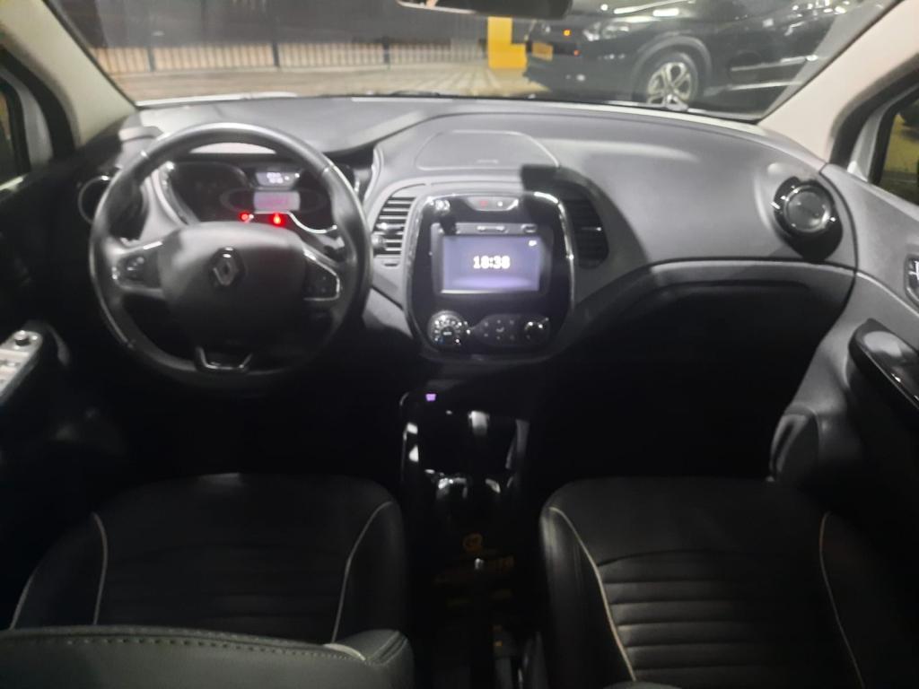 RENAULT Captur - Foto