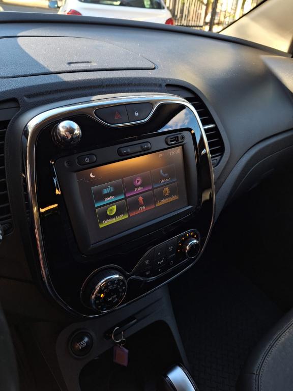 RENAULT Captur - Foto