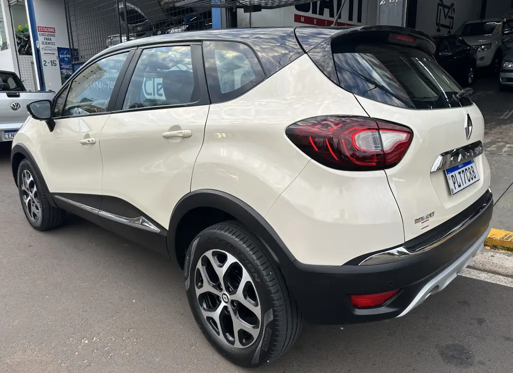 RENAULT Captur - Foto