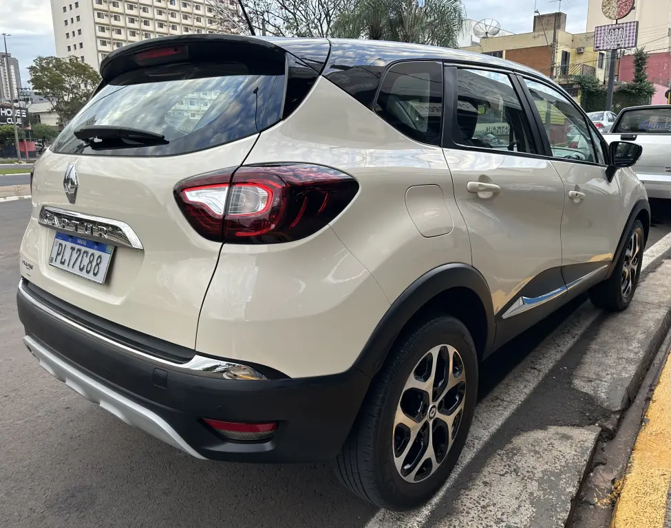 RENAULT Captur - Foto