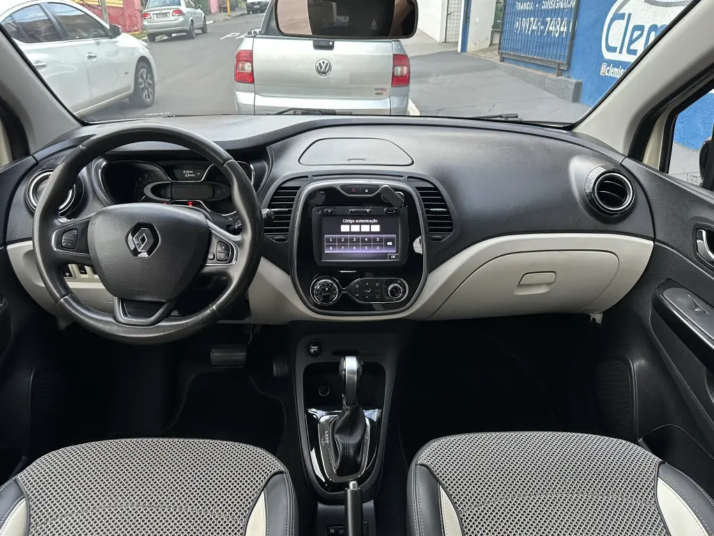 RENAULT Captur - Foto