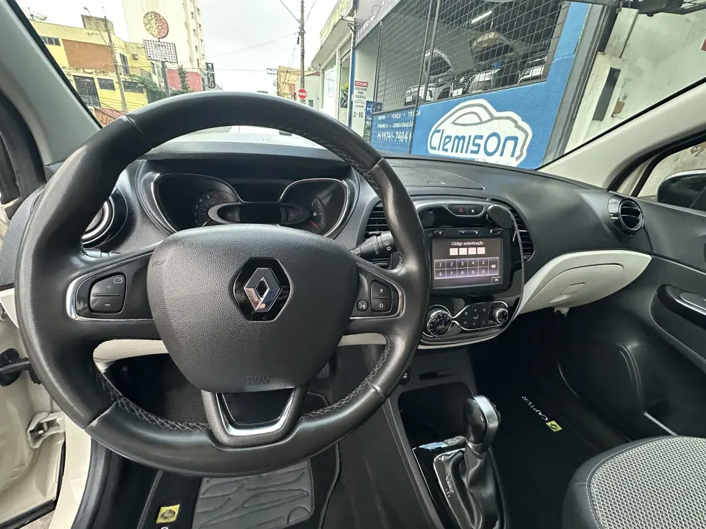 RENAULT Captur - Foto