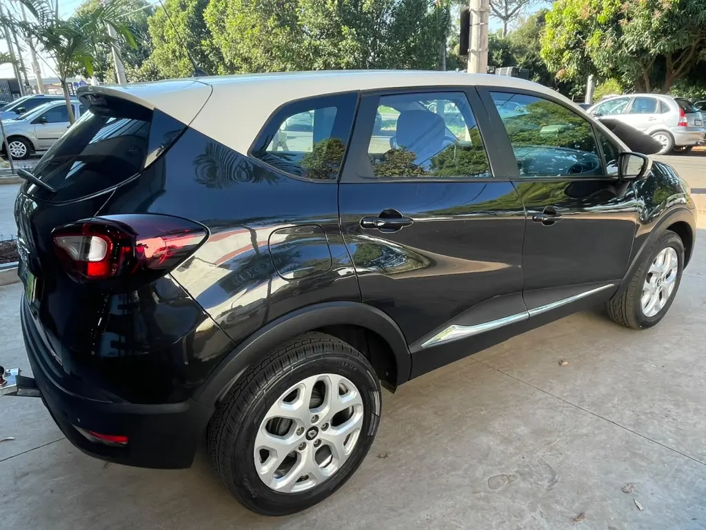 RENAULT Captur - Foto