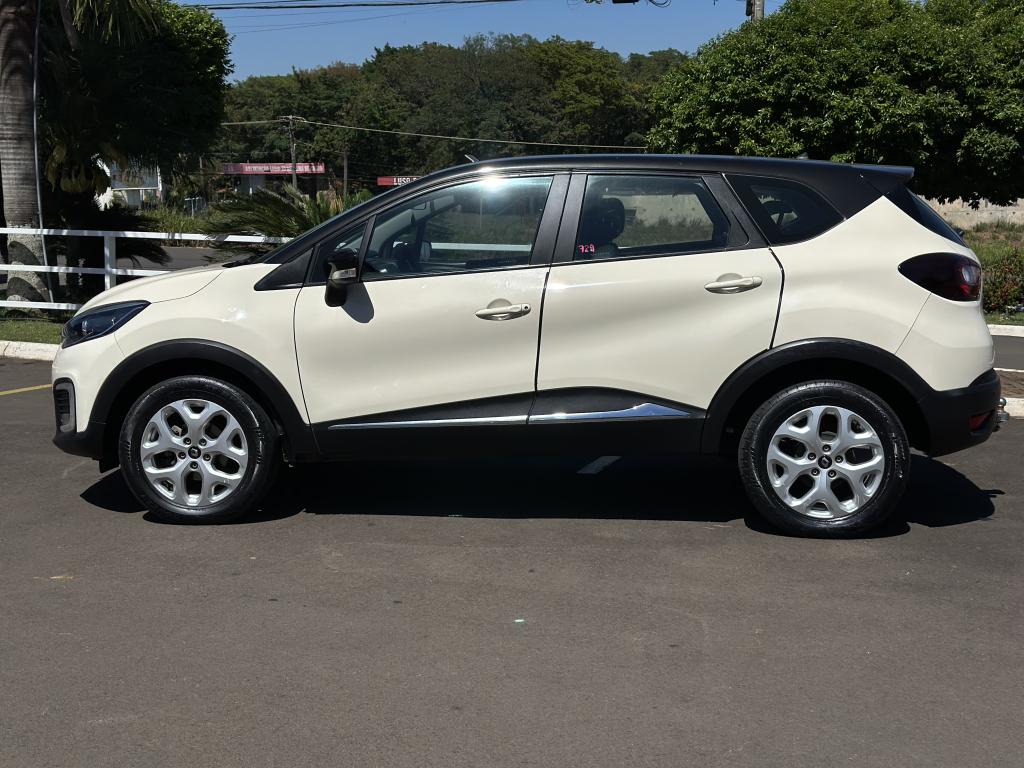 RENAULT Captur - Foto