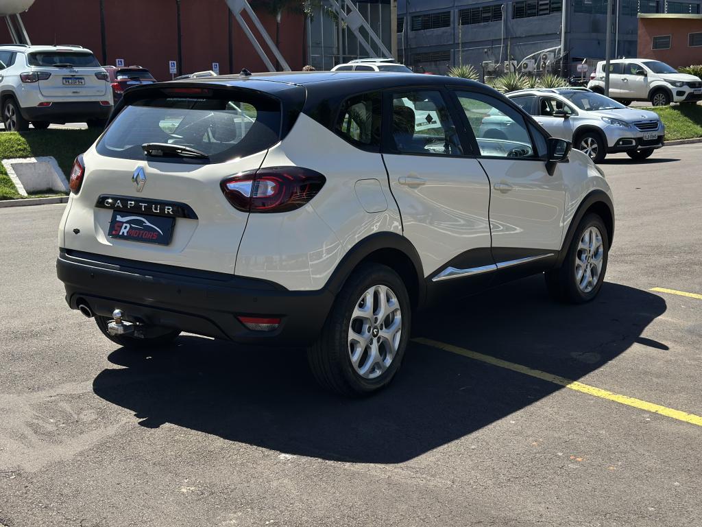 RENAULT Captur - Foto