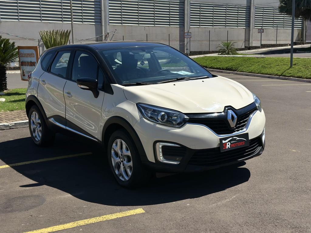 RENAULT Captur - Foto