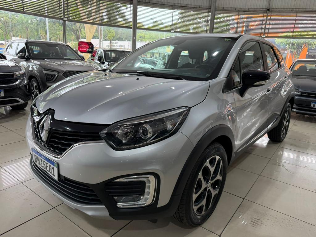 RENAULT Captur - Foto