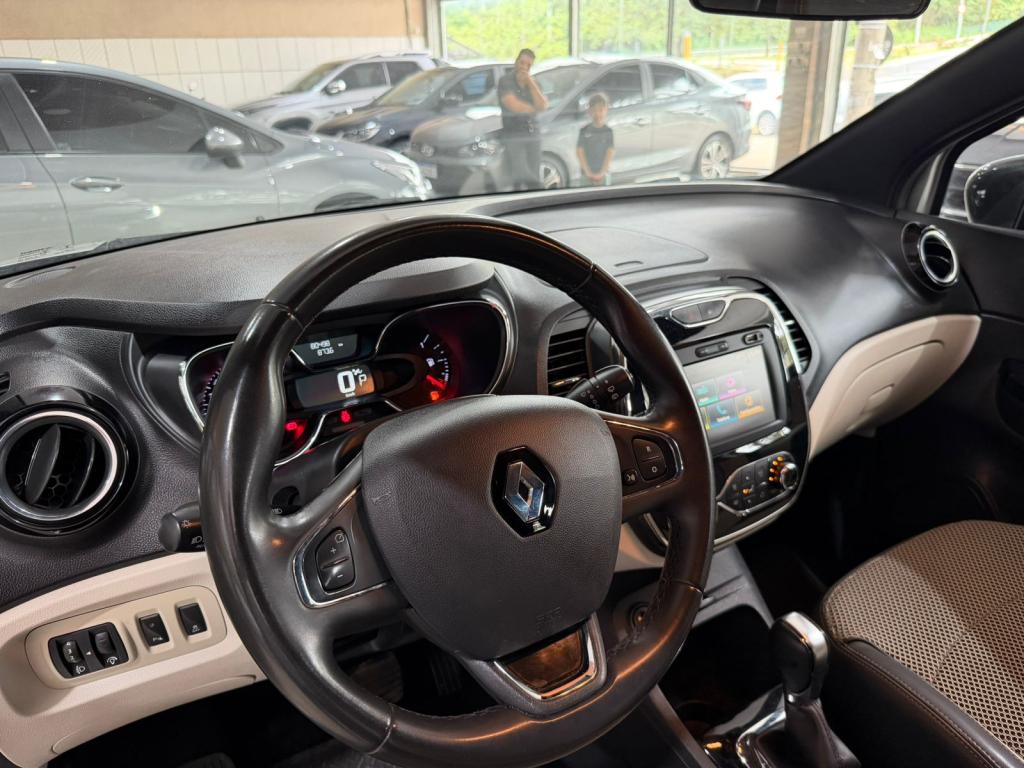 RENAULT Captur - Foto