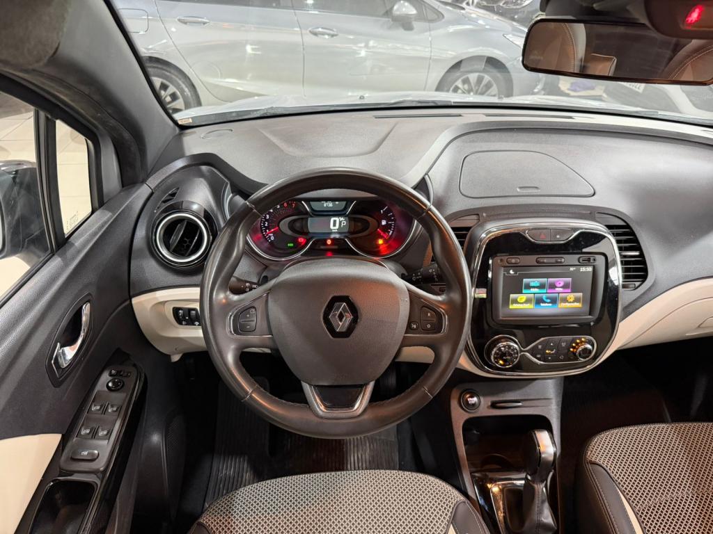 RENAULT Captur - Foto