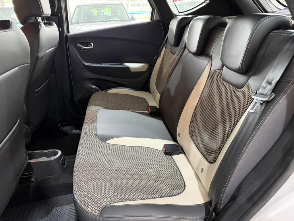 RENAULT Captur - Foto