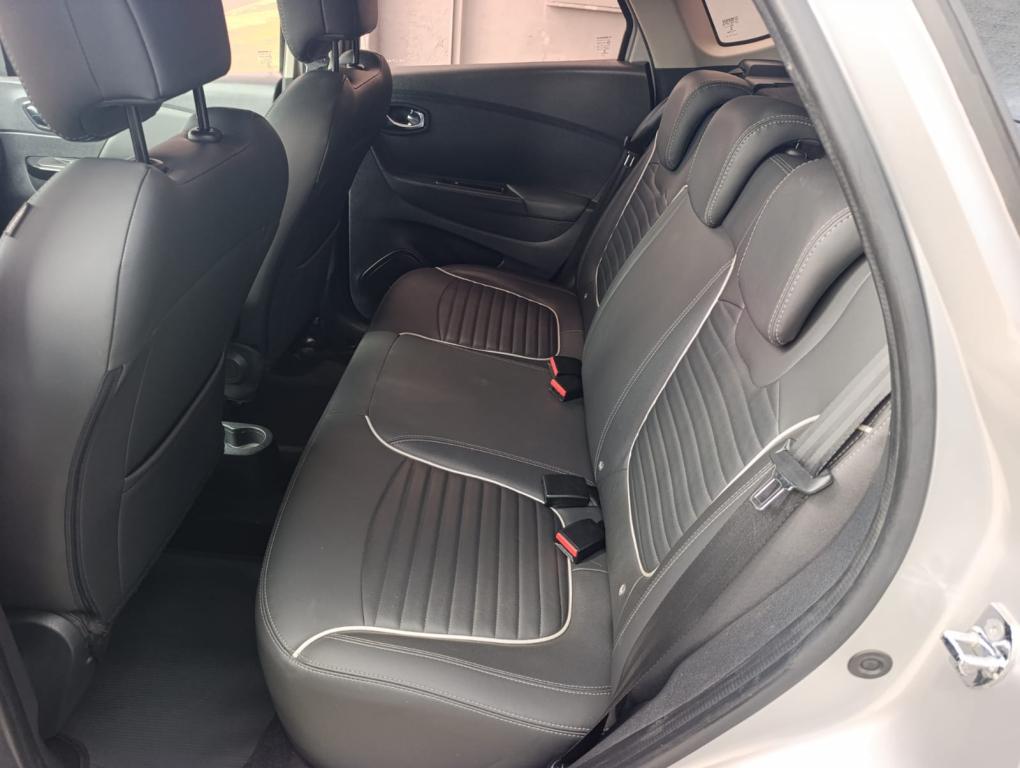 RENAULT Captur - Foto