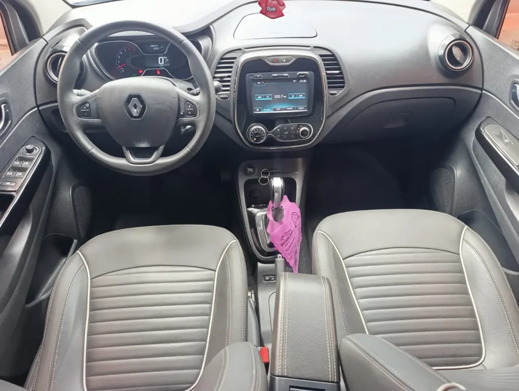 RENAULT Captur - Foto