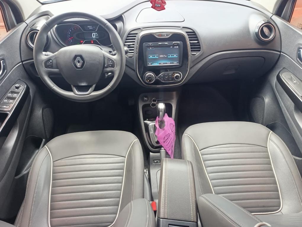 RENAULT Captur - Foto
