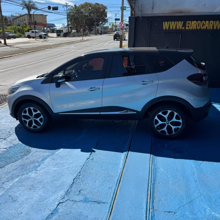 RENAULT Captur - Foto