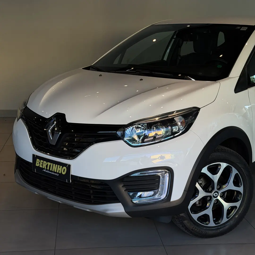 RENAULT Captur - Foto