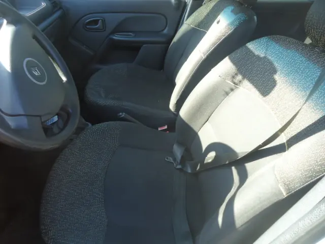 RENAULT Clio Hatch - Foto