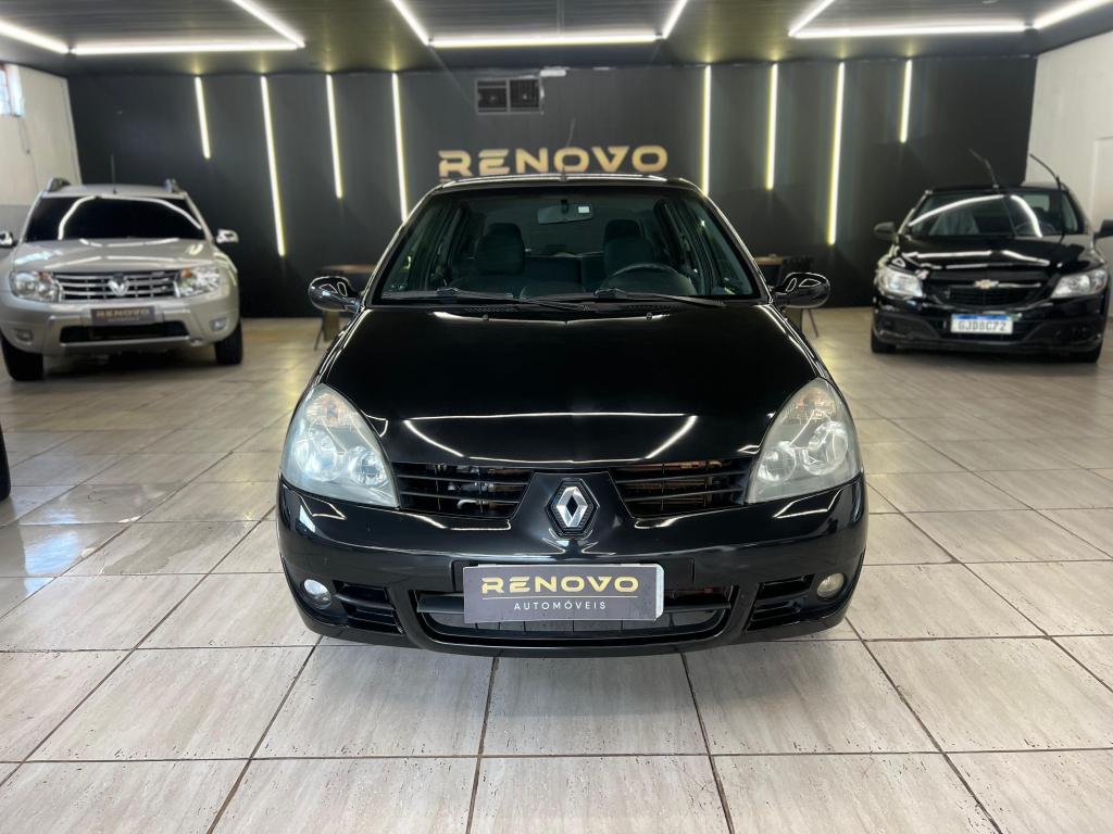 RENAULT Clio Hatch - Foto