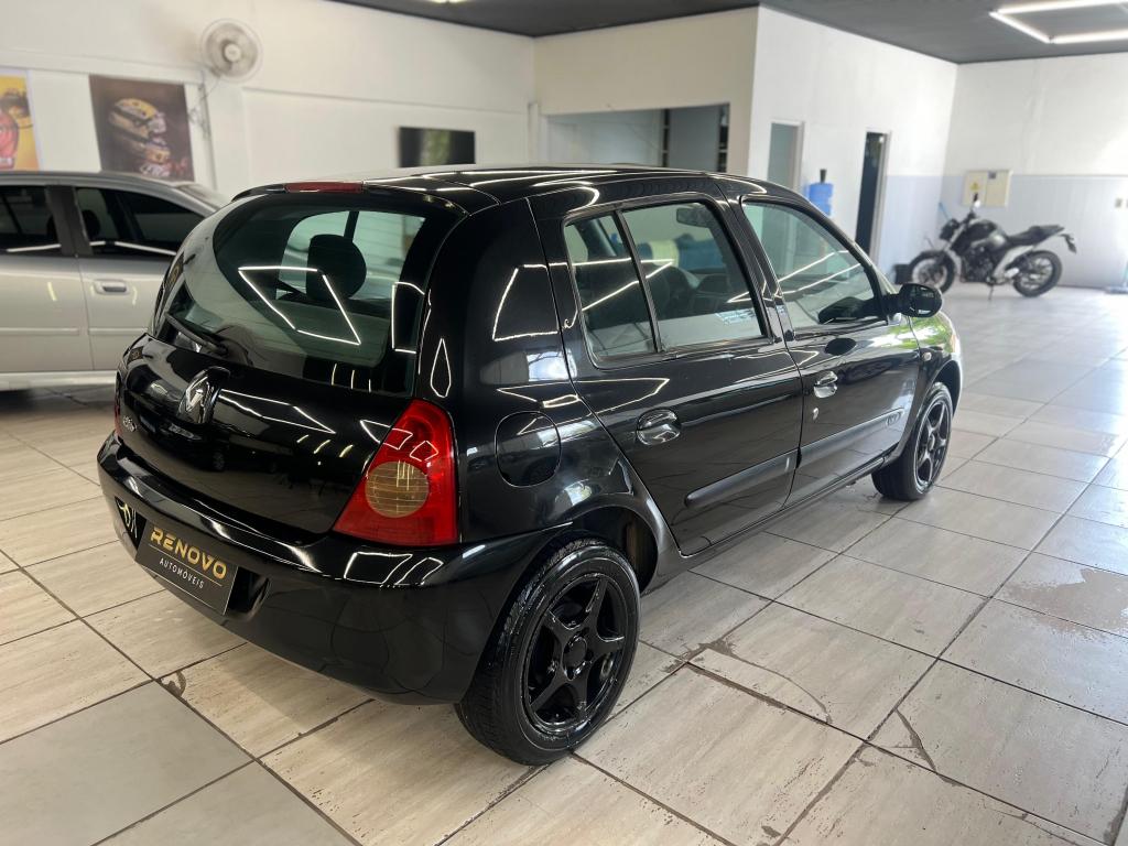 RENAULT Clio Hatch - Foto