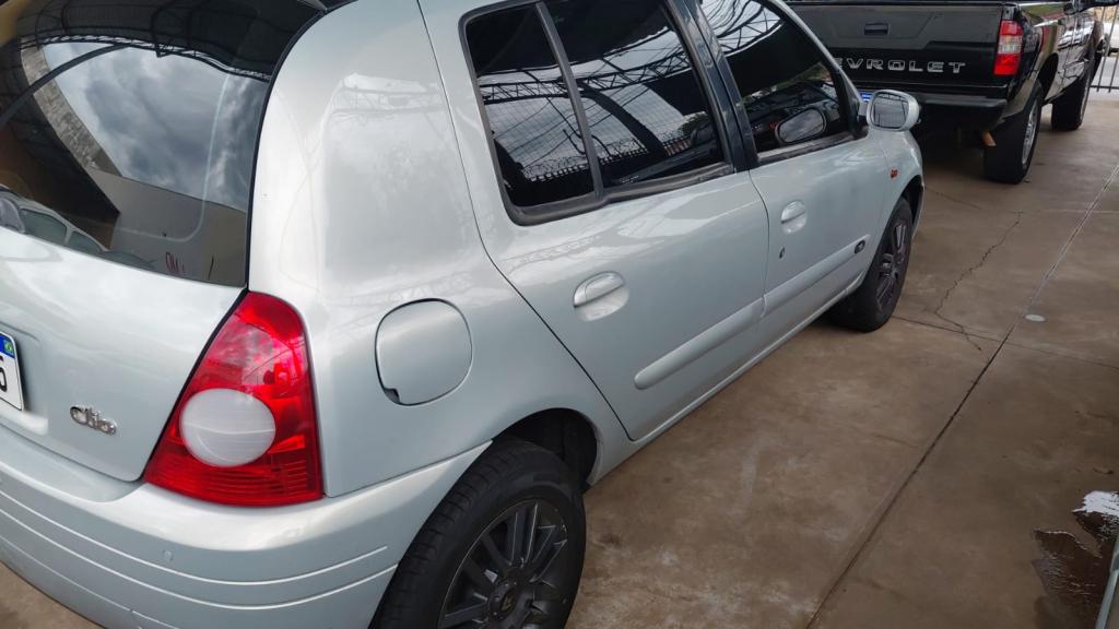 RENAULT Clio Hatch - Foto