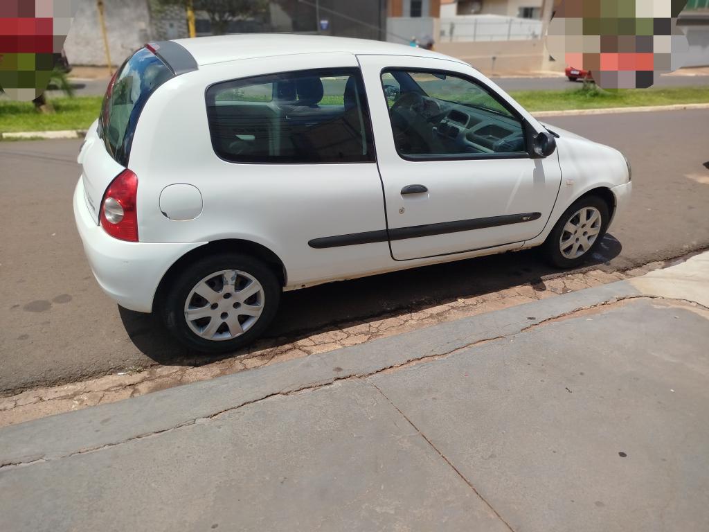 RENAULT Clio Hatch - Foto