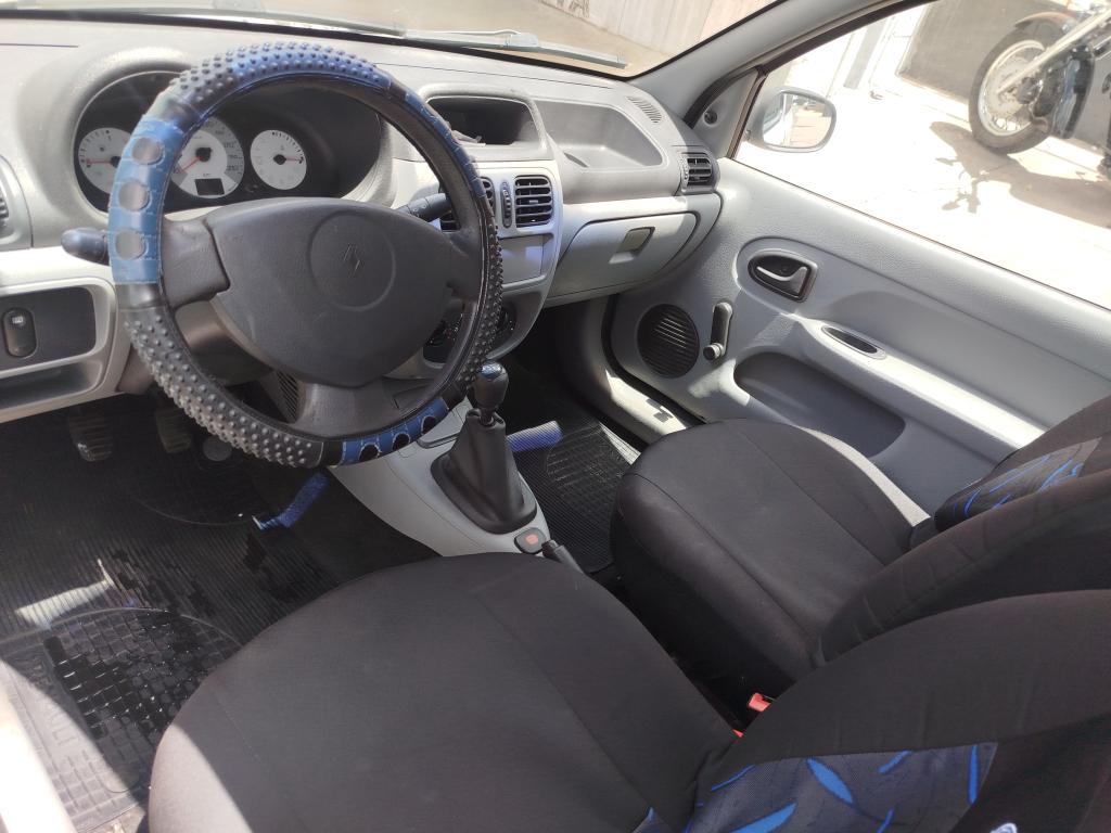 RENAULT Clio Hatch - Foto