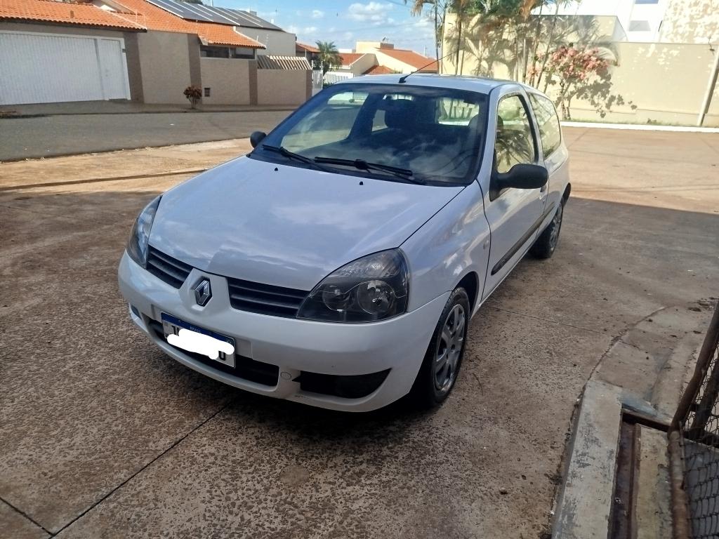 RENAULT Clio Hatch