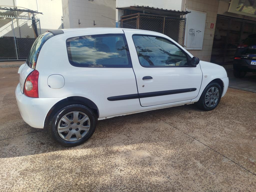 RENAULT Clio Hatch - Foto