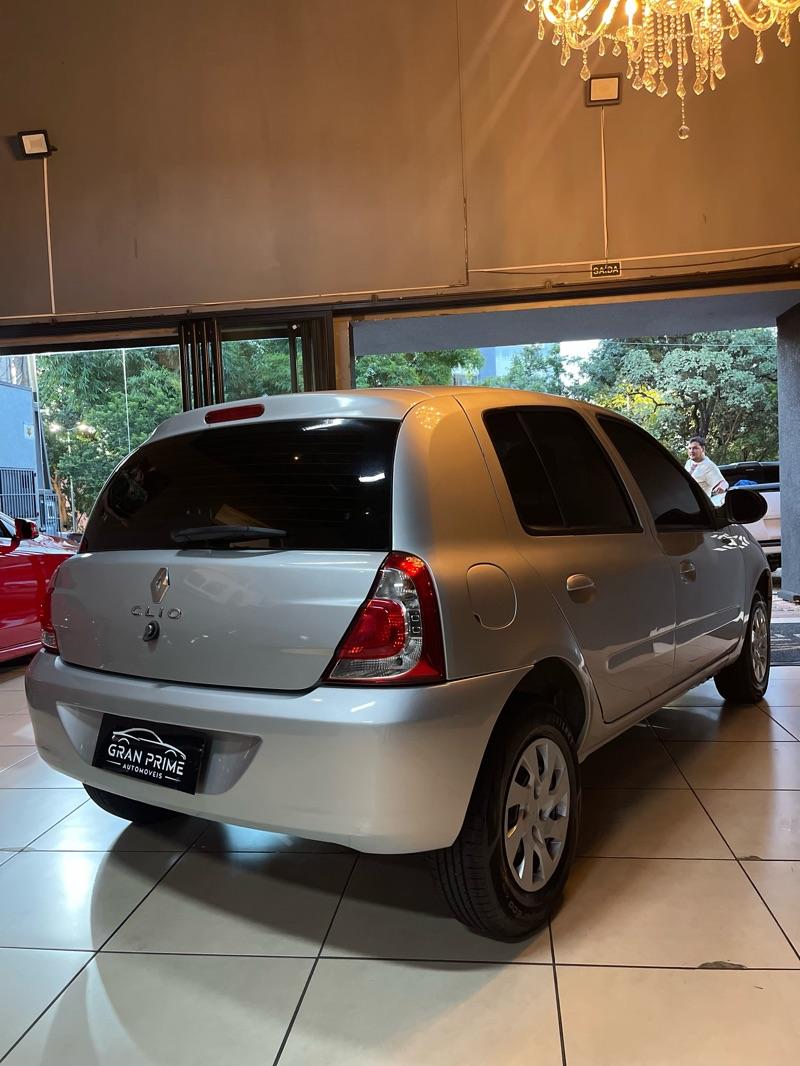 RENAULT Clio Hatch - Foto