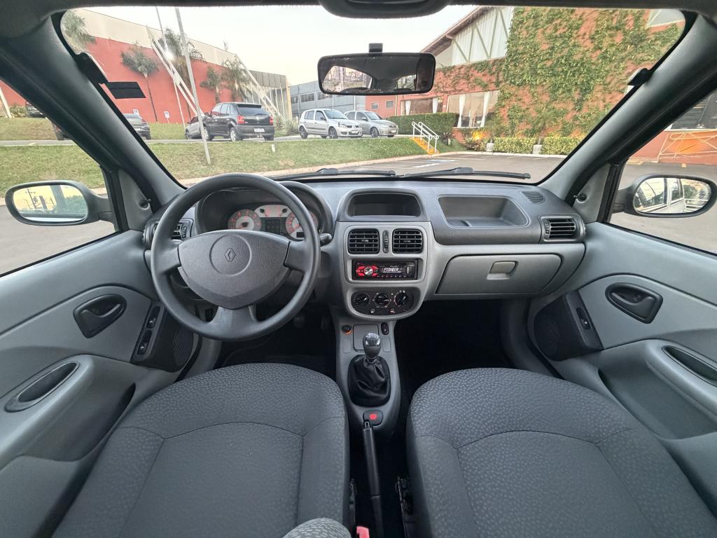 RENAULT Clio Hatch - Foto