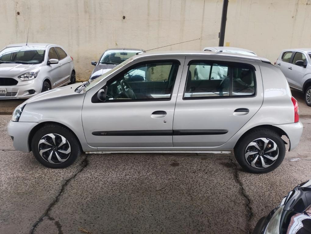 RENAULT Clio Hatch - Foto