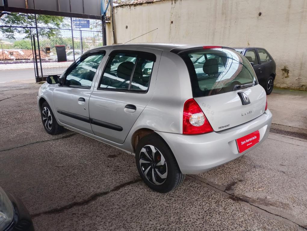 RENAULT Clio Hatch - Foto