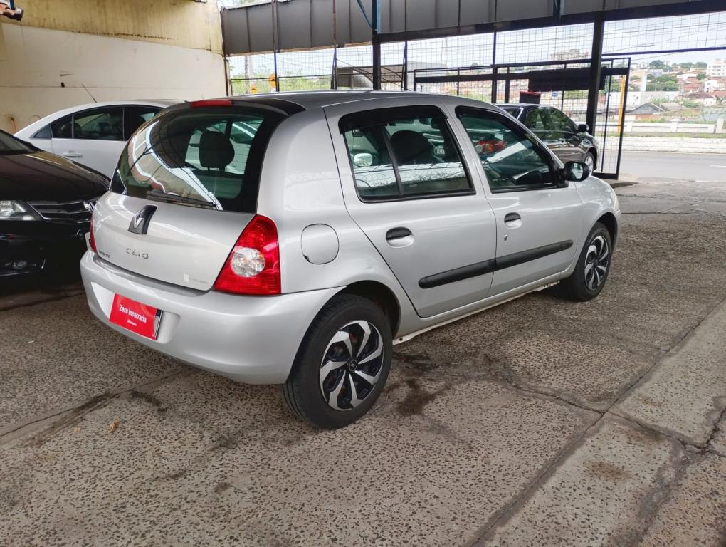 RENAULT Clio Hatch - Foto