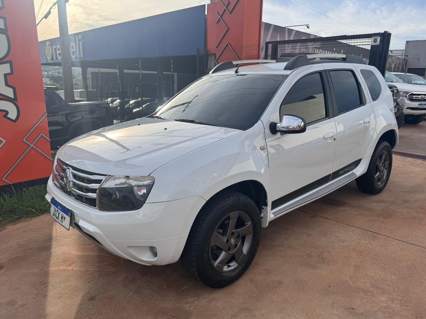RENAULT Duster - Foto