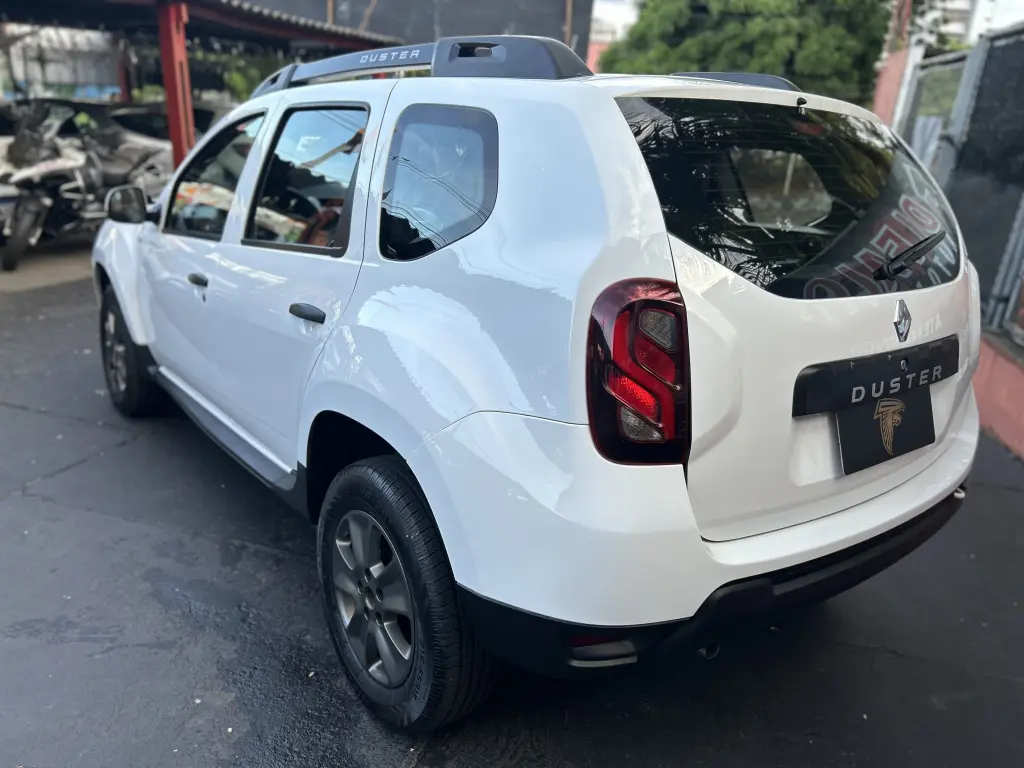 RENAULT Duster - Foto