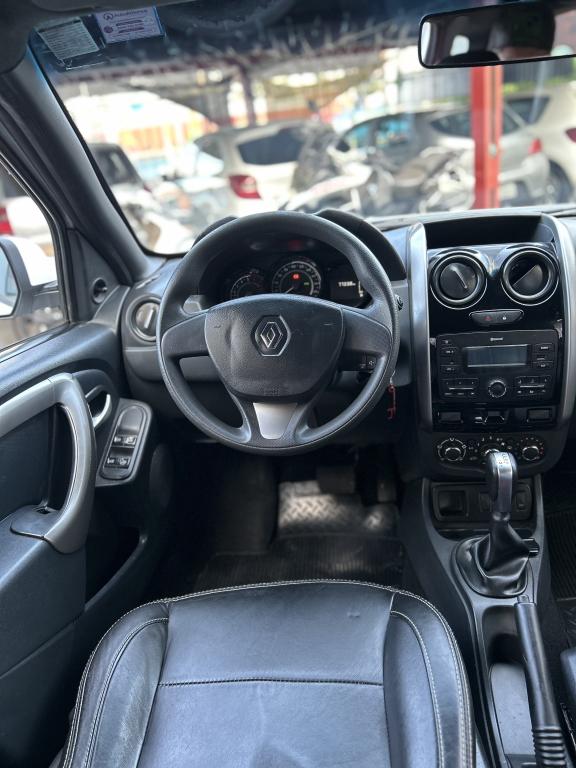 RENAULT Duster - Foto