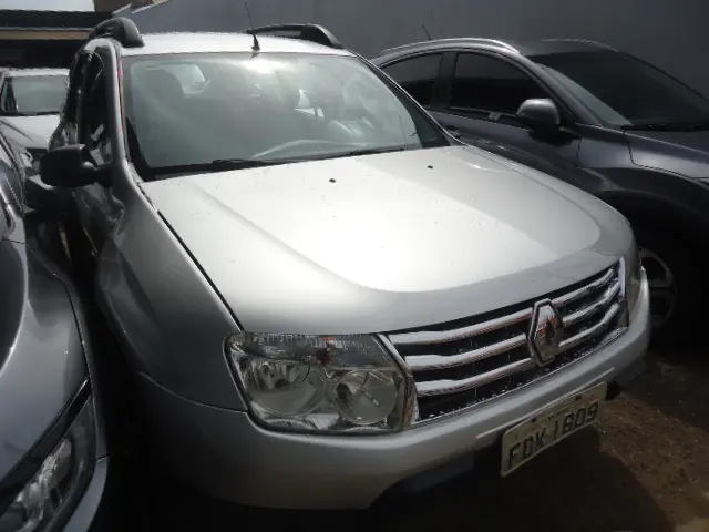 RENAULT Duster - Foto