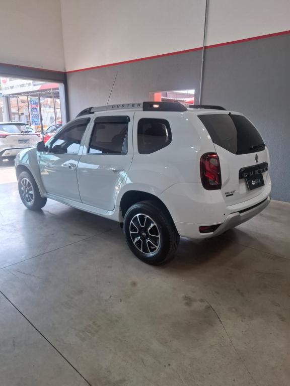 RENAULT Duster - Foto
