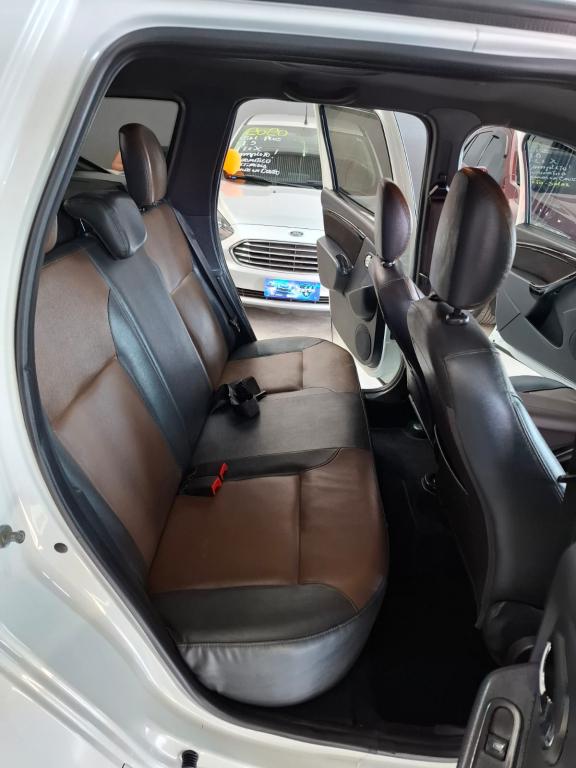 RENAULT Duster - Foto