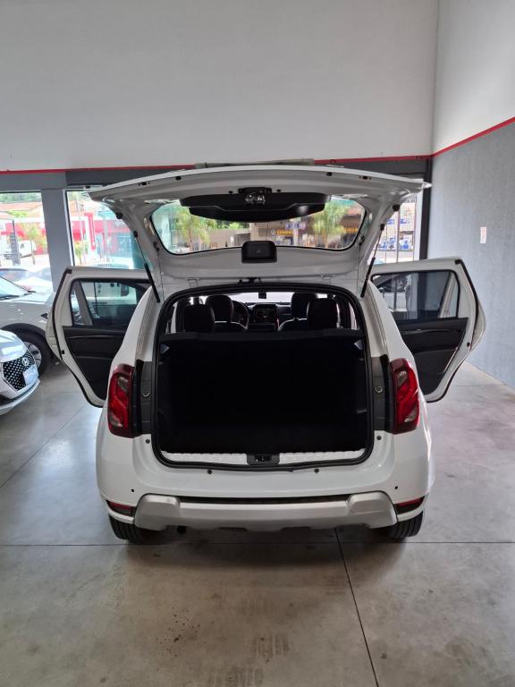 RENAULT Duster - Foto