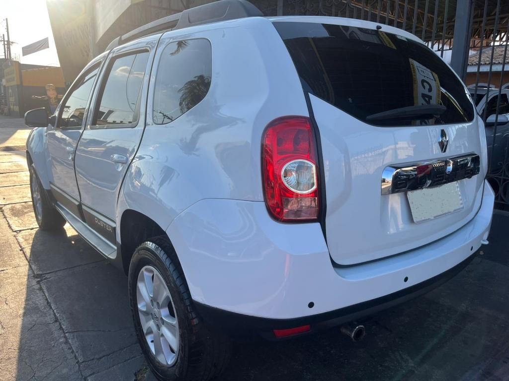 RENAULT Duster - Foto